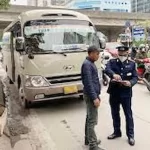 Hà Nội: Lo ngại ùn tắc giao thông do xe khách vi phạm luật dừng đỗ