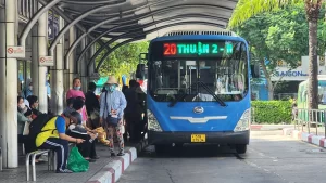 Phát triển GTCC, đặc biệt là xe buýt, tạo thuận lợi cho người dân đi metro