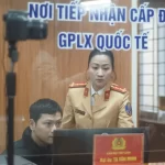 Ngày đầu Công an Hà Nội cấp đổi GPLX: Chỉ 10 – 15 phút